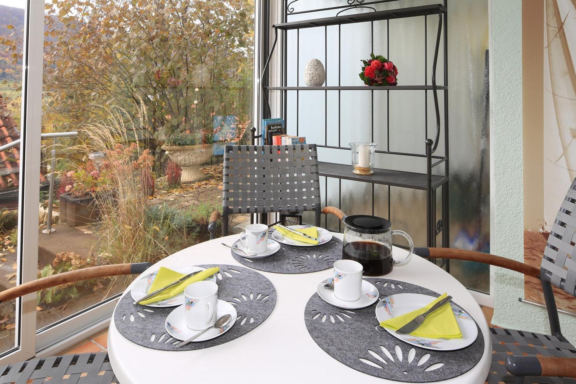 Haus Am Sonnenhuegel Apartment Бад Урах Екстериор снимка